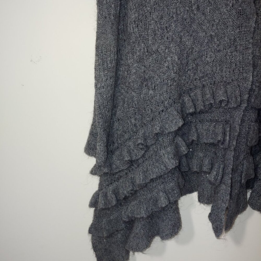 Kial Wool Blend Snap Buttons Ruffles Long Sleeves Knit Cardigan Sz L/XL Grey - Picture 4 of 5